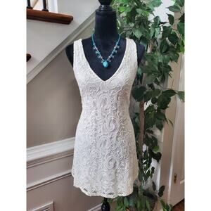 Anna Grace Women's White Nylon V-Neck Sleeveless Knee Length Dress Size Small